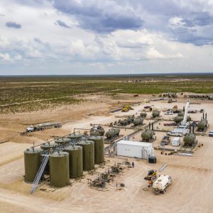 Oil Field Processing: Stabilization and Sweetening Operations